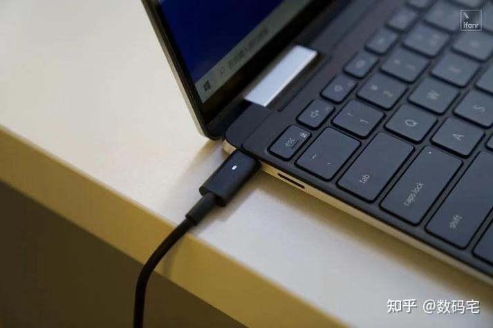 电脑不用可以一直插着电吗缩略图