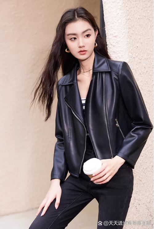 女人穿皮衣的6大好处截图