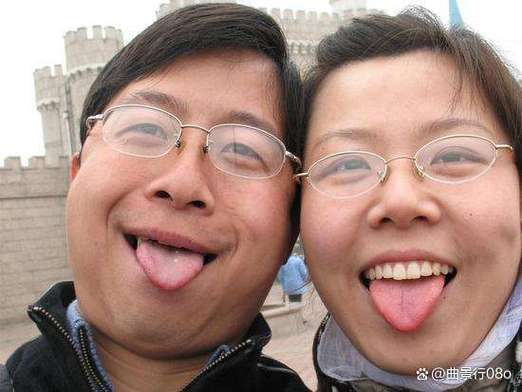 如何看出两人有夫妻相