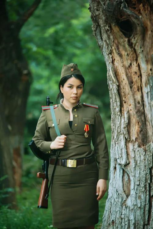 苏联女兵开放版免费看