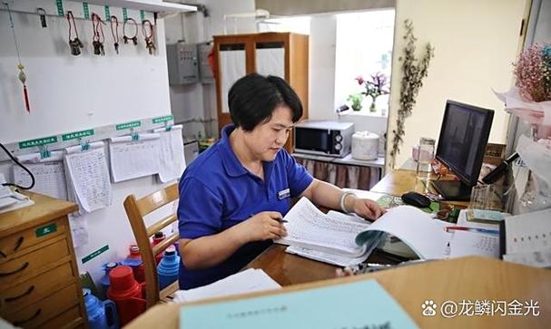 4500急招一位接送小孩阿姨附近缩略图