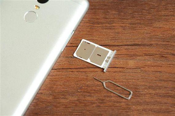 小米note3卡槽打不开