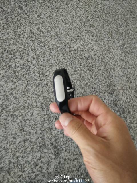 捡到小米手环10的后果