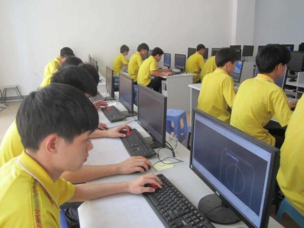 低学历男生学什么手艺