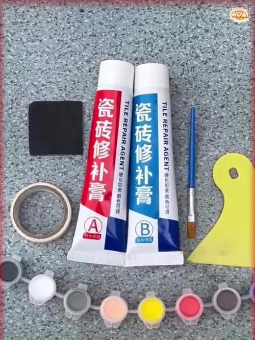 瓷砖边角破损和修补
