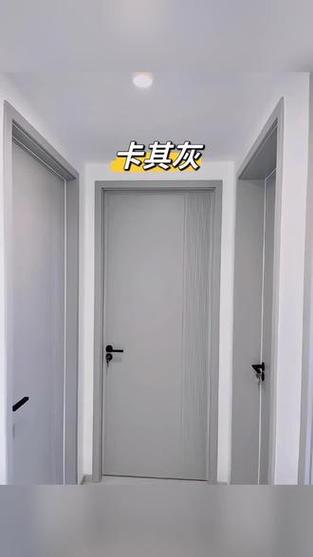 灰色门装修效果图