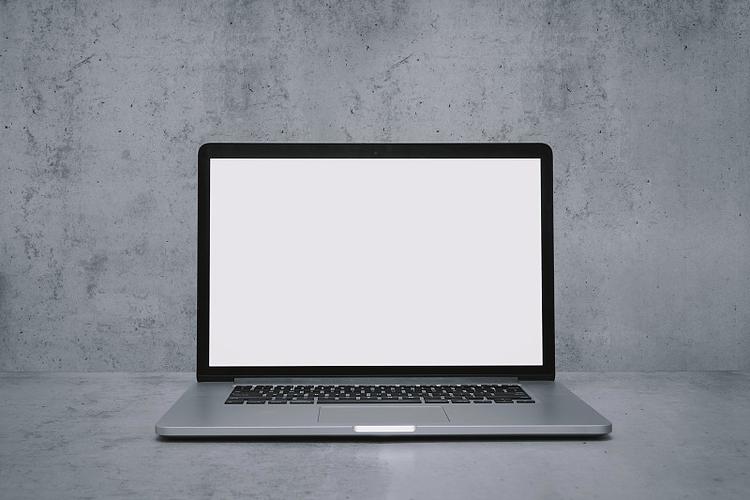 笔记本屏幕一片白色