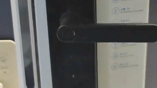 指纹锁密码输入错误后报警