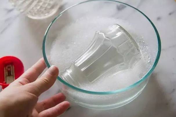 洗洁精加水可以除雾吗