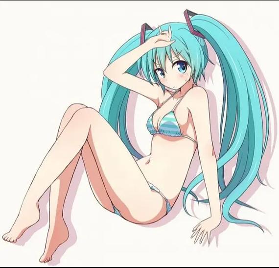 初音未来怀孕穿泳衣肚子疼快生了视