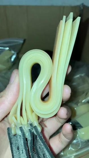 扁皮筋厚度多少合适