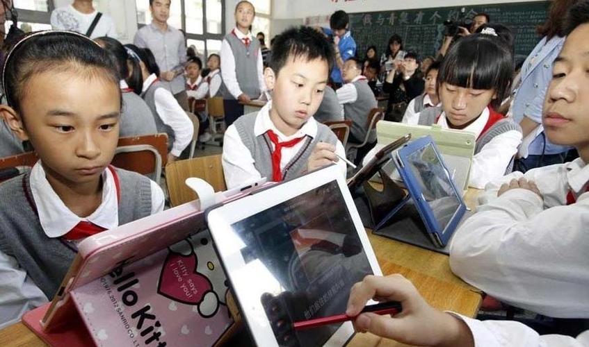 为什么有些学校会发平板