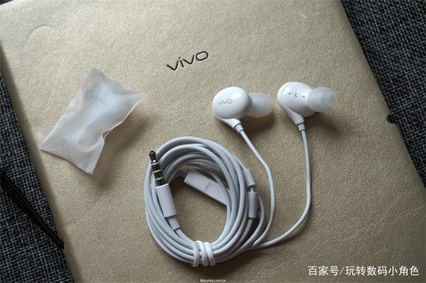 vivo手机插耳机进去没反应