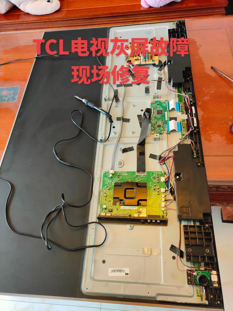 华为屏幕摔出彩色条纹怎么办