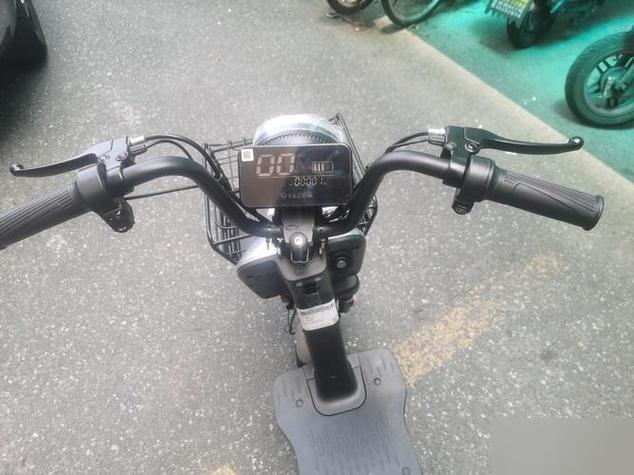 电动车车头为什么会歪