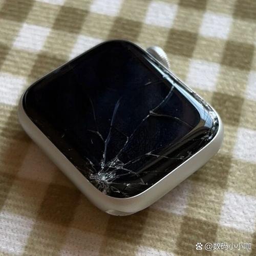 iwatch3屏幕碎了多少钱