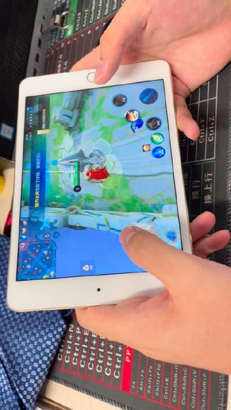 ipadmini4打王者卡吗
