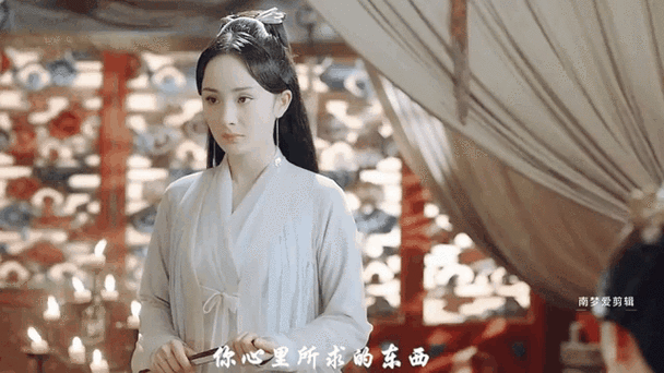白浅和素锦第一次见面是第几集