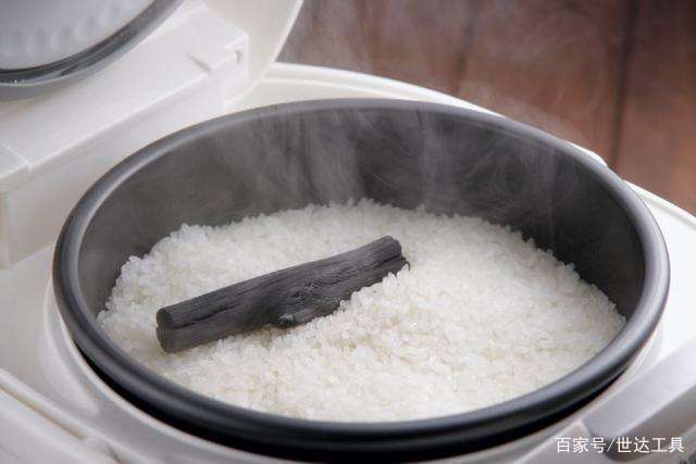 为什么电饭锅煮饭会焦