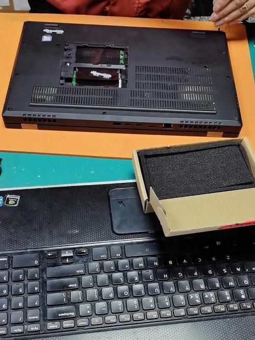thinkpad笔记本电脑换风扇图标