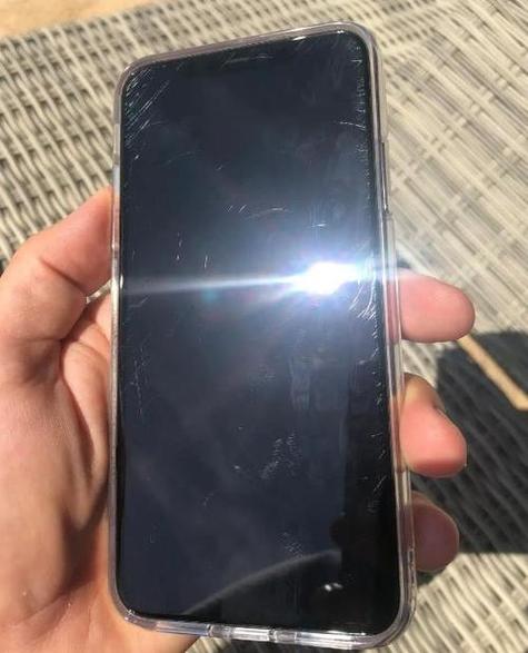 手机屏幕划痕如何修复