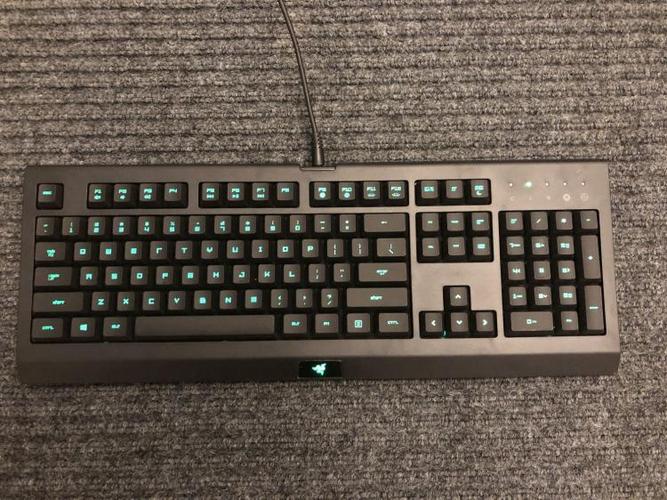雷蛇键盘亮红灯截图
