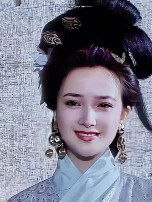 何晴小乔剧照
