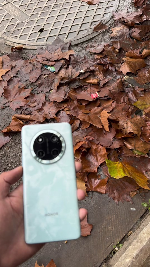荣耀x60是双扬声器吗