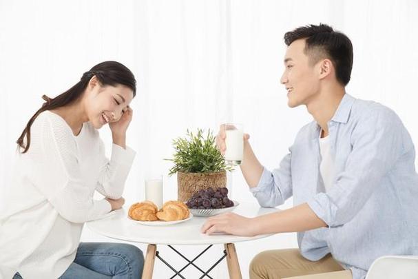 男女关系密切叫什么