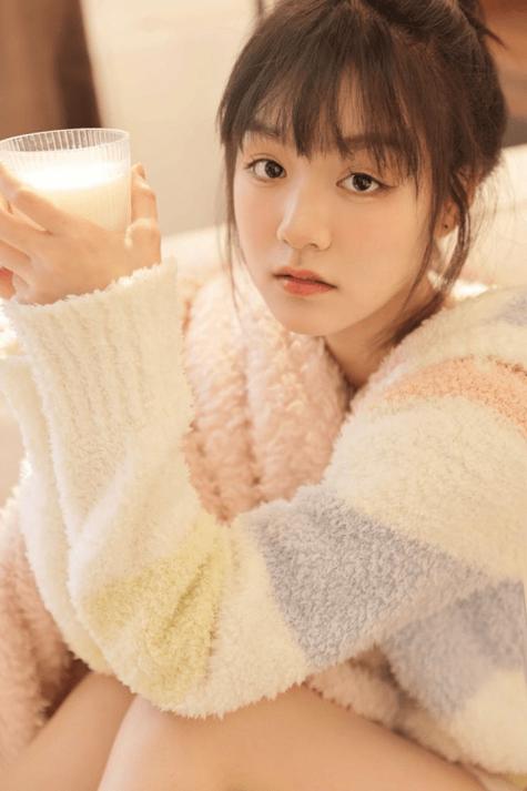 2023春季新款美少女