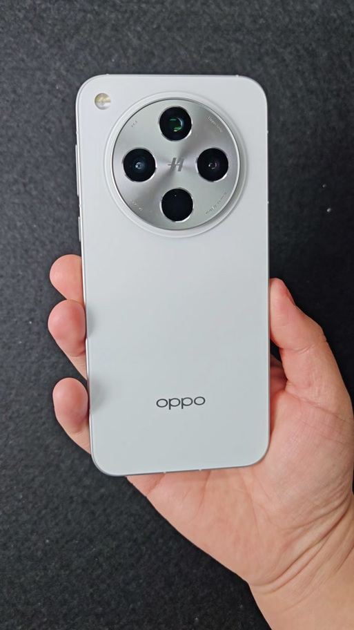 oppo两个摄像头的手机游戏截图