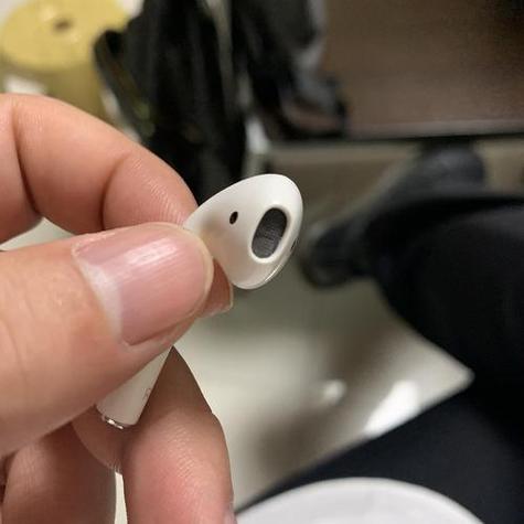 手机耳机孔被硬物堵住了