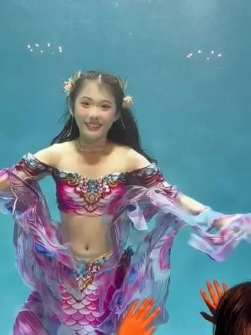 小甜甜音乐舞蹈视频
