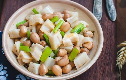 莲藕煮茶可以煮几次