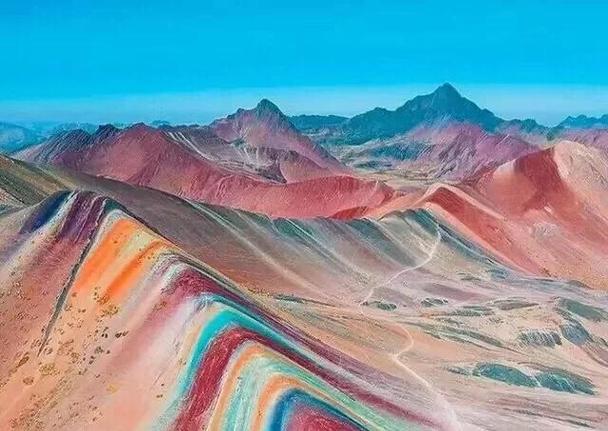 彩虹山吃果果