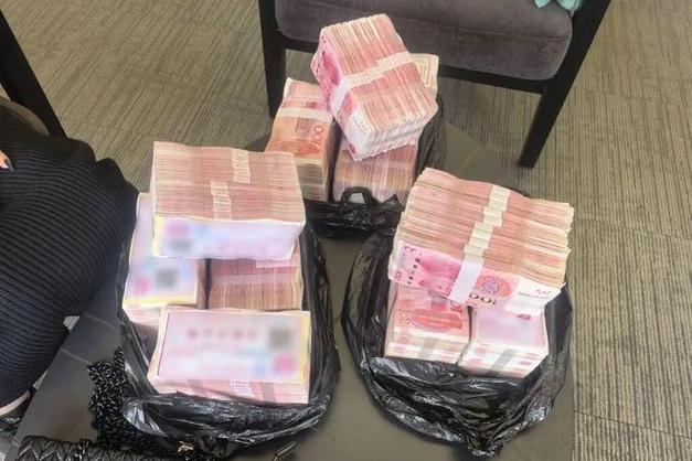 贷款一百万