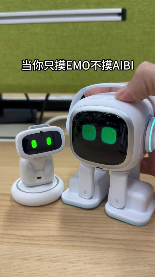 抖音网红小机器人
