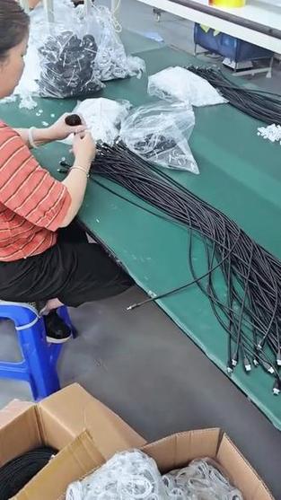 做数据线的厂好做吗