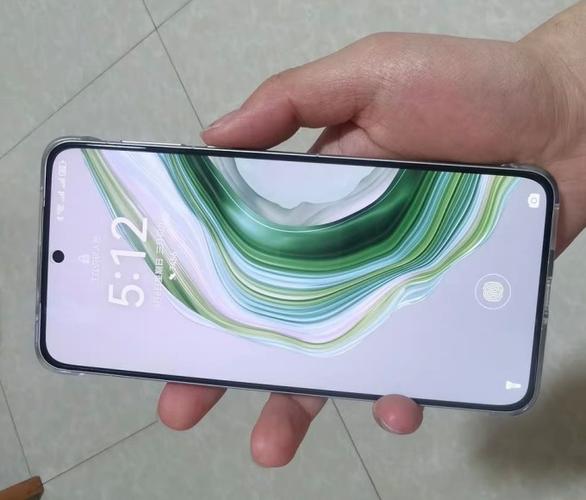 华为mate60屏幕不清晰