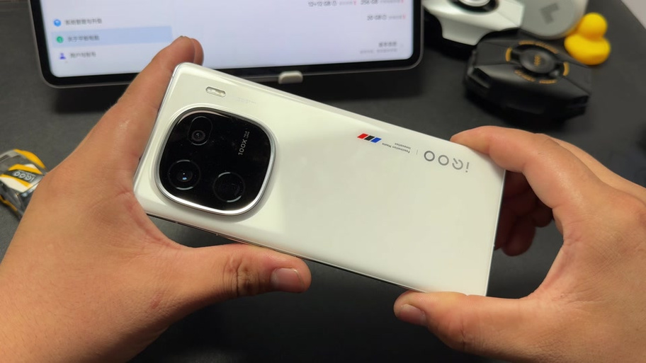 iqoo开了120帧但是被锁60帧
