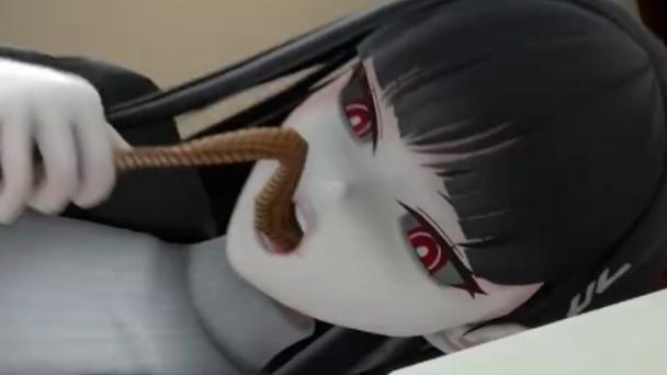 女子寄生虫控制游戏