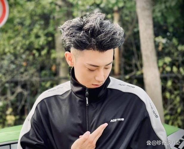 黄子韬图片