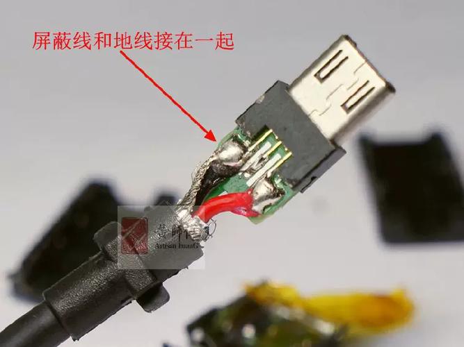 手机充电线的正确接法
