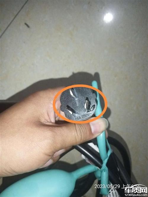 插头融化还能用吗