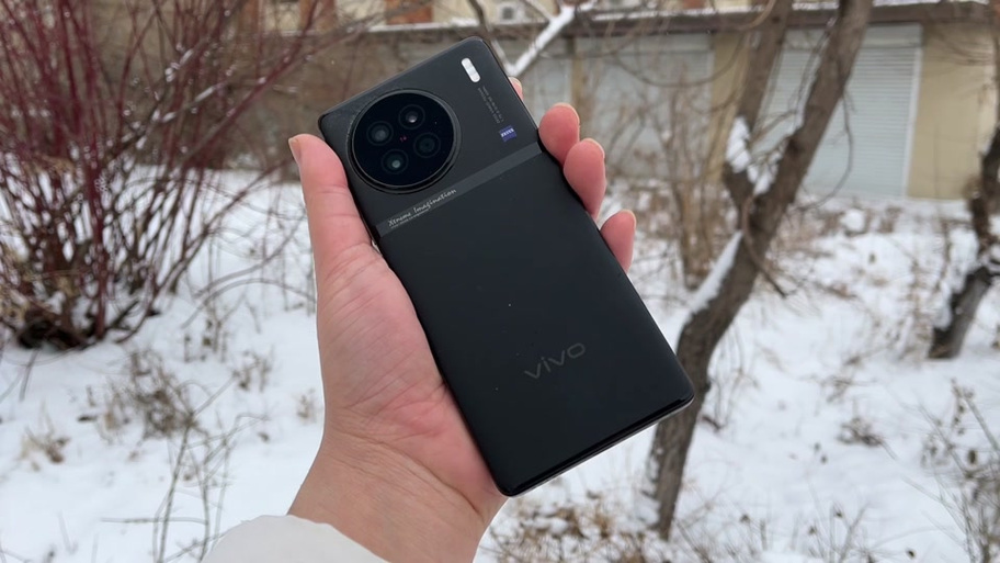 vivo是不是双扬声器缩略图