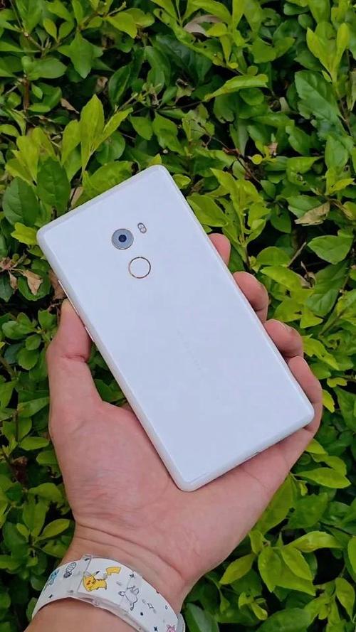 小米mix2图片