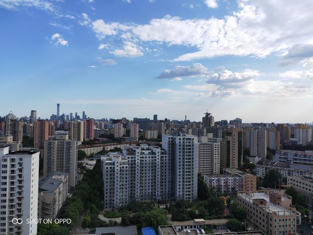 r17拍照不清晰为什么