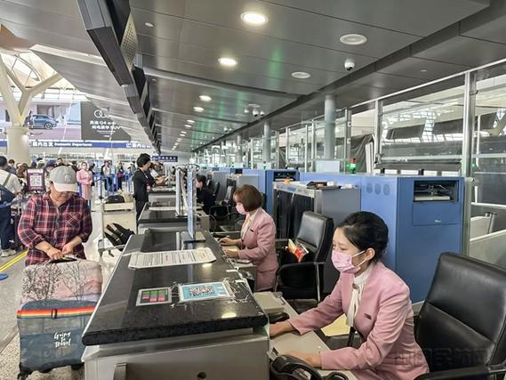 浦东t2吉祥航空值机柜台