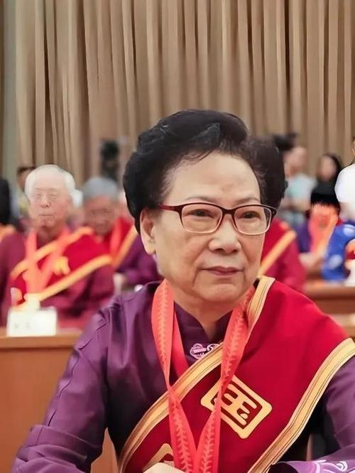 邹燕勤挂号费多少钱