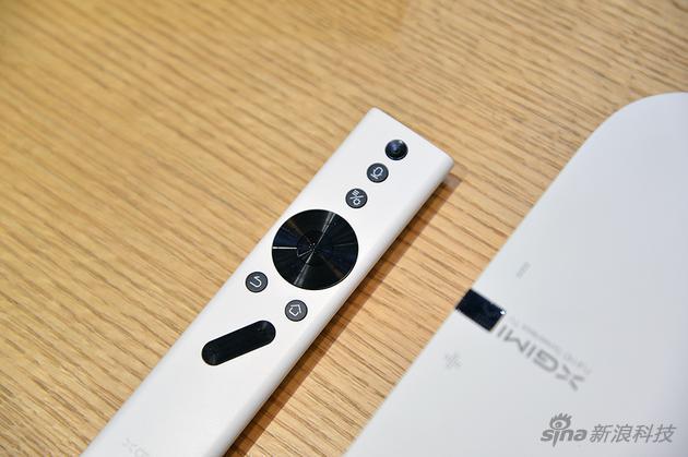 极米z6没遥控器怎么开机